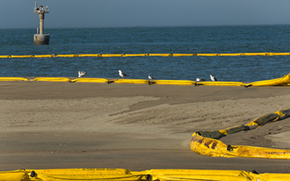oil_spill_beach1