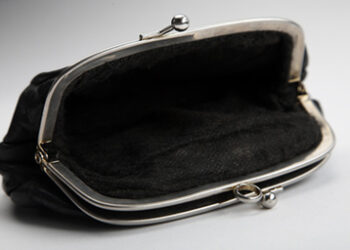 Empty_purse_410