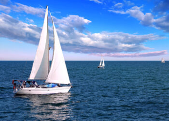 sailing_boat_410