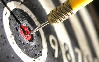bullseye_dartboard_410