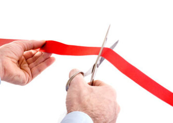 cutting_the_ribbon