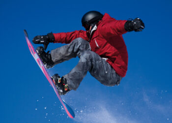 Snowboarder