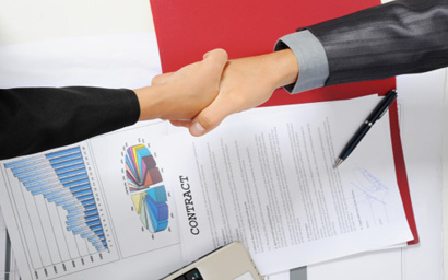 Signing_contract