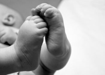 Baby-feet