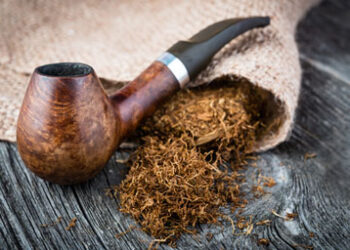 AXA Group to dump tobacco