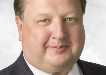 Pimco strengthens real estate division