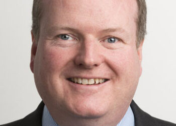 Support for UK property voiced and Aberdeen lifts suspension