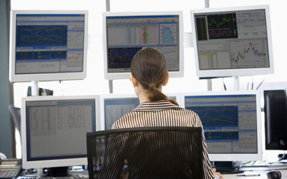 Industry must do more to inspire female investors