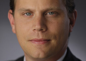 Pacific Investments brings retail multi-manager to market