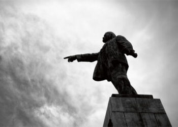 Statue