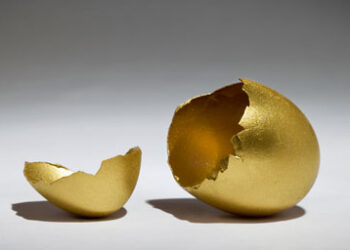 Broken_golden_egg
