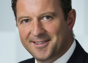 Fidelity hires sustainable investments head