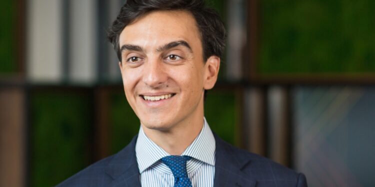 Aviva expands Italian business