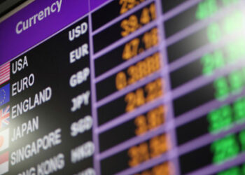 Exchange rates boost dividends