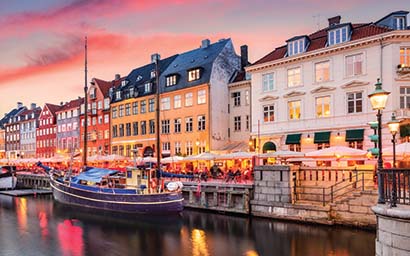 Nyhavn_Canal_Copenhagen