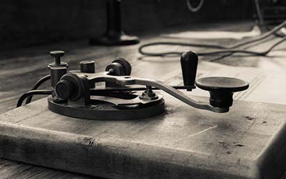 Morse_code_machine