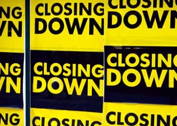 Closing_down_signs