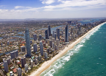 DWS acquires 50% share of prime Australian cold storage facility