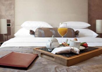 Hotel_room