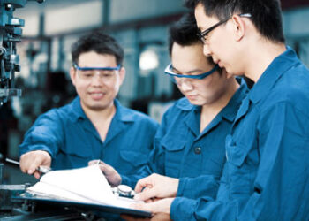 Chinese_factory_workers