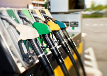 Petrol_pumps