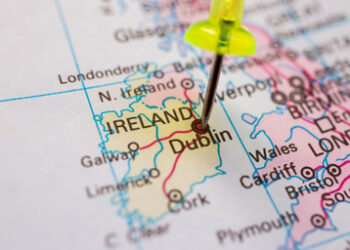 Ireland pin