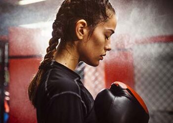 Female_boxer