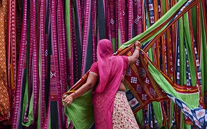 Sari_factory_India