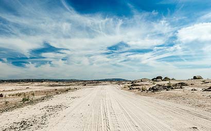 Dirt_road