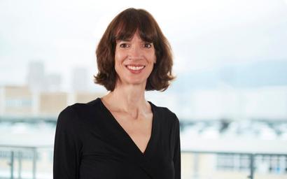 Marion Leslie, Sibos