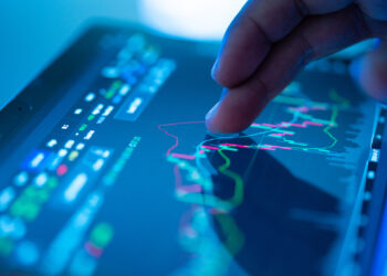 Investors_Graph_Medium