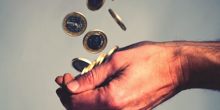 Europe, retail, strategy, The European Commission, rules, EU, investments, bans, commissions, benchmarking, products, consumers, value, investment fund