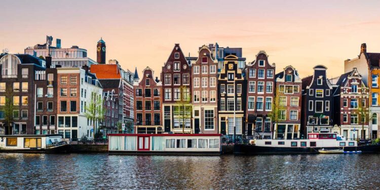 Netherlands passes DC pension reform law