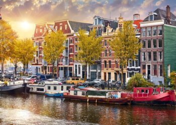 Dutch fund sector surges to €1.6tn despite global turbulence