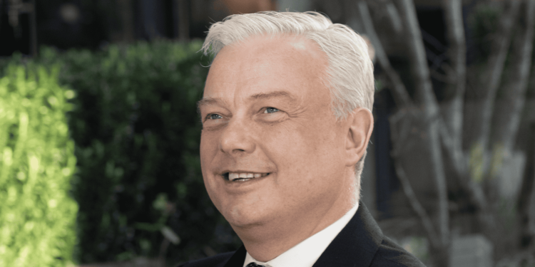 Schroders promotes CFO Richard Oldfield to CEO as Harrison steps down