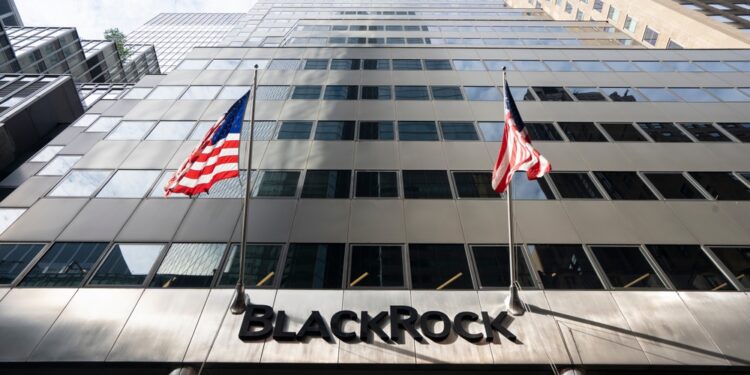 BlackRock AUM: record flows in the last quarter