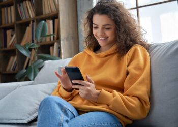 Europe adds 11m new individual investors driven by women and young