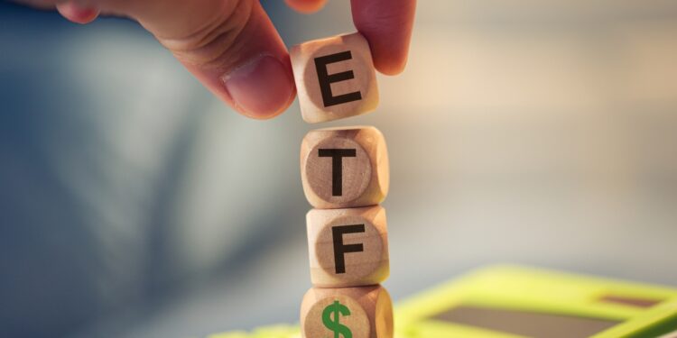 Most ETF investors indifferent to active versus passive debate