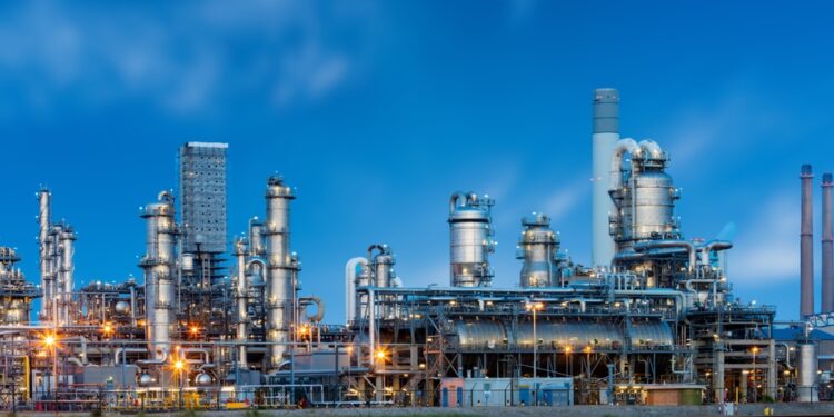 People’s Pension halves carbon emissions of main investment fund