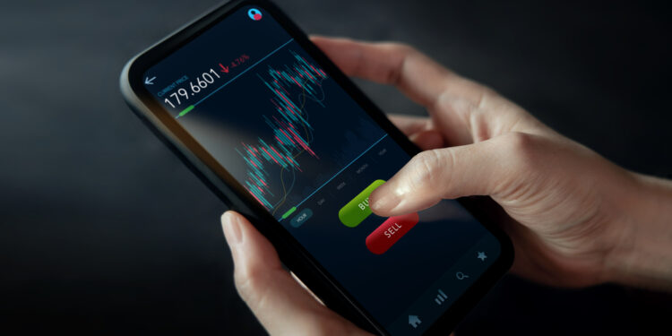 Ex UBS head joins AI wealth management startup