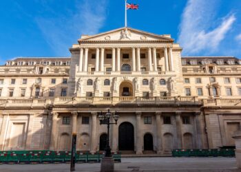 Asset managers react to BoE’s “balancing act” on rates