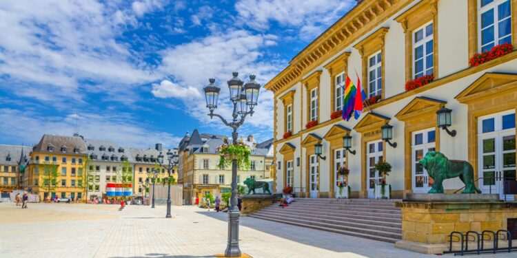 Caceis expands digital asset services in Luxembourg