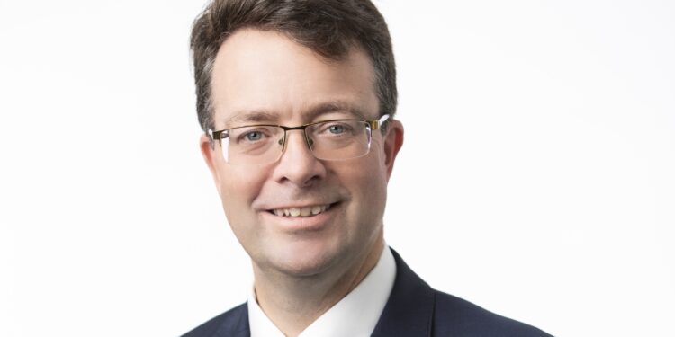Evelyn Partners sells fund solutions business to Thesis