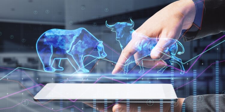 Investors reduce risk, favour equities over bonds