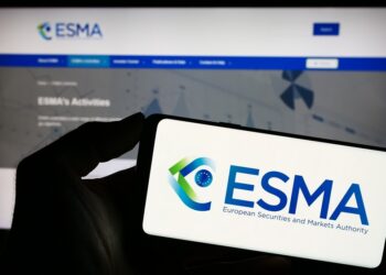 EU investors suffer from ineffective fund management, trade body claims