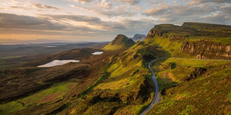 Rathbones Asset Management boosts Scotland and Northern Ireland distribution