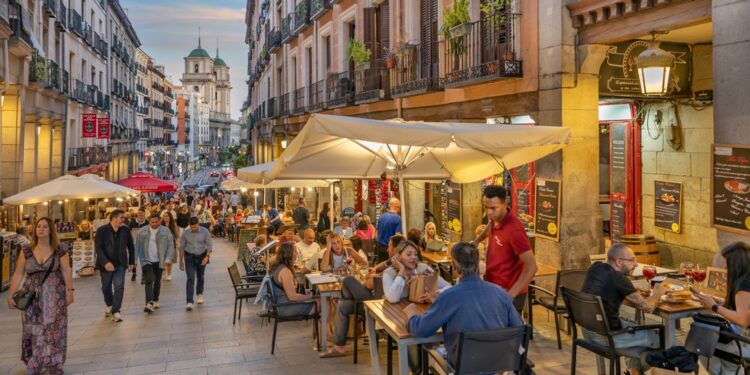 Cobas AM strengthens international client engagement