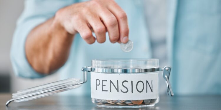 UK DB pensions face challenges from market shocks