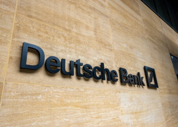 Deutsche Bank to distribute Coller secondaries fund to wealth clients