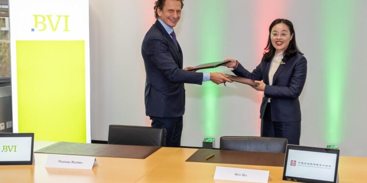 German and Chinese asset management bodies seal cooperation pact